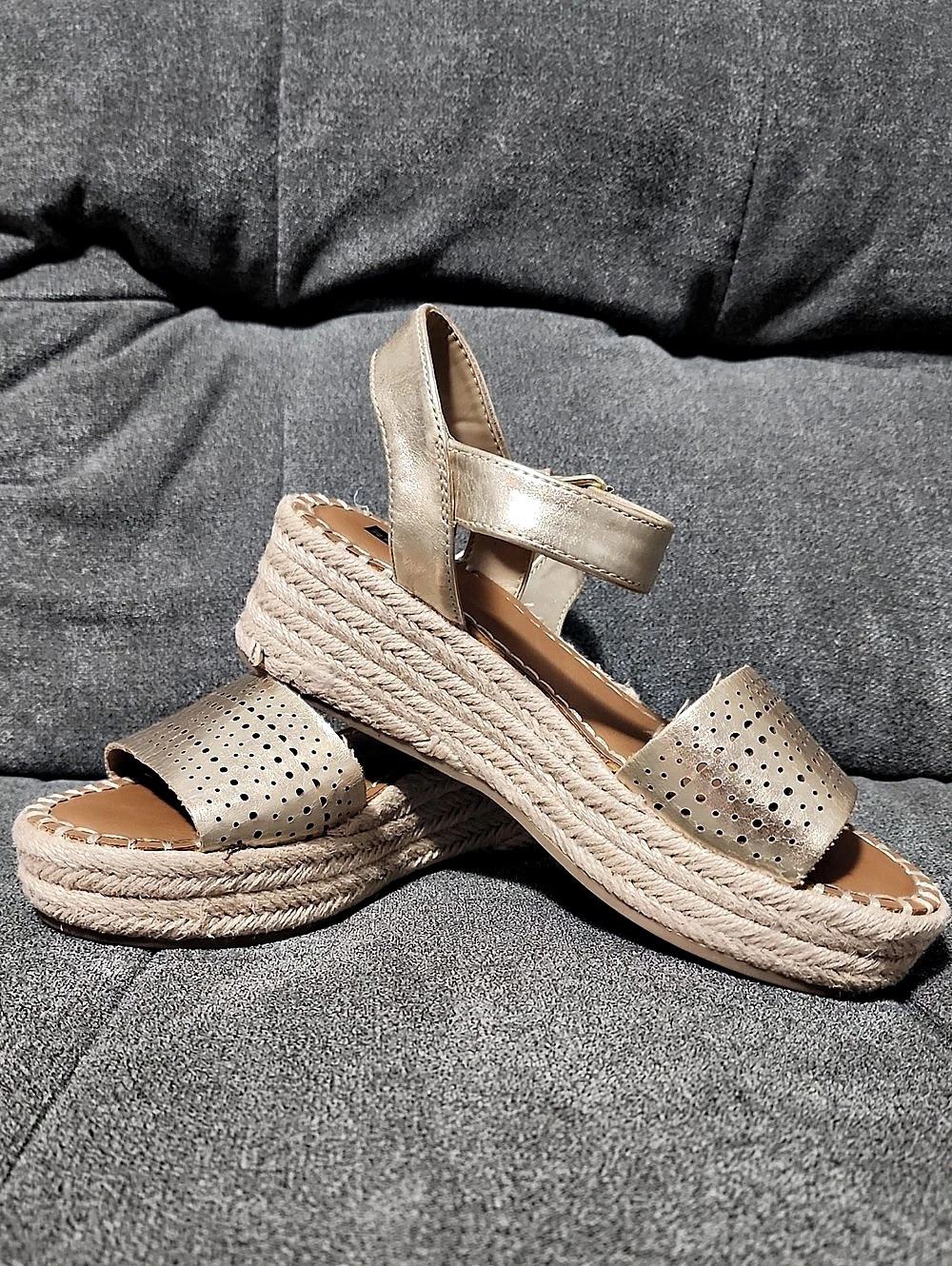 White Mountain Maize Espadrille Wedge Sandal Gold & Brown US 6M